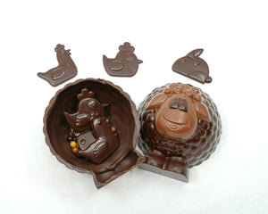 Mouton chocolat noir avec des petits chocolat & perles craquantes  chocolat 